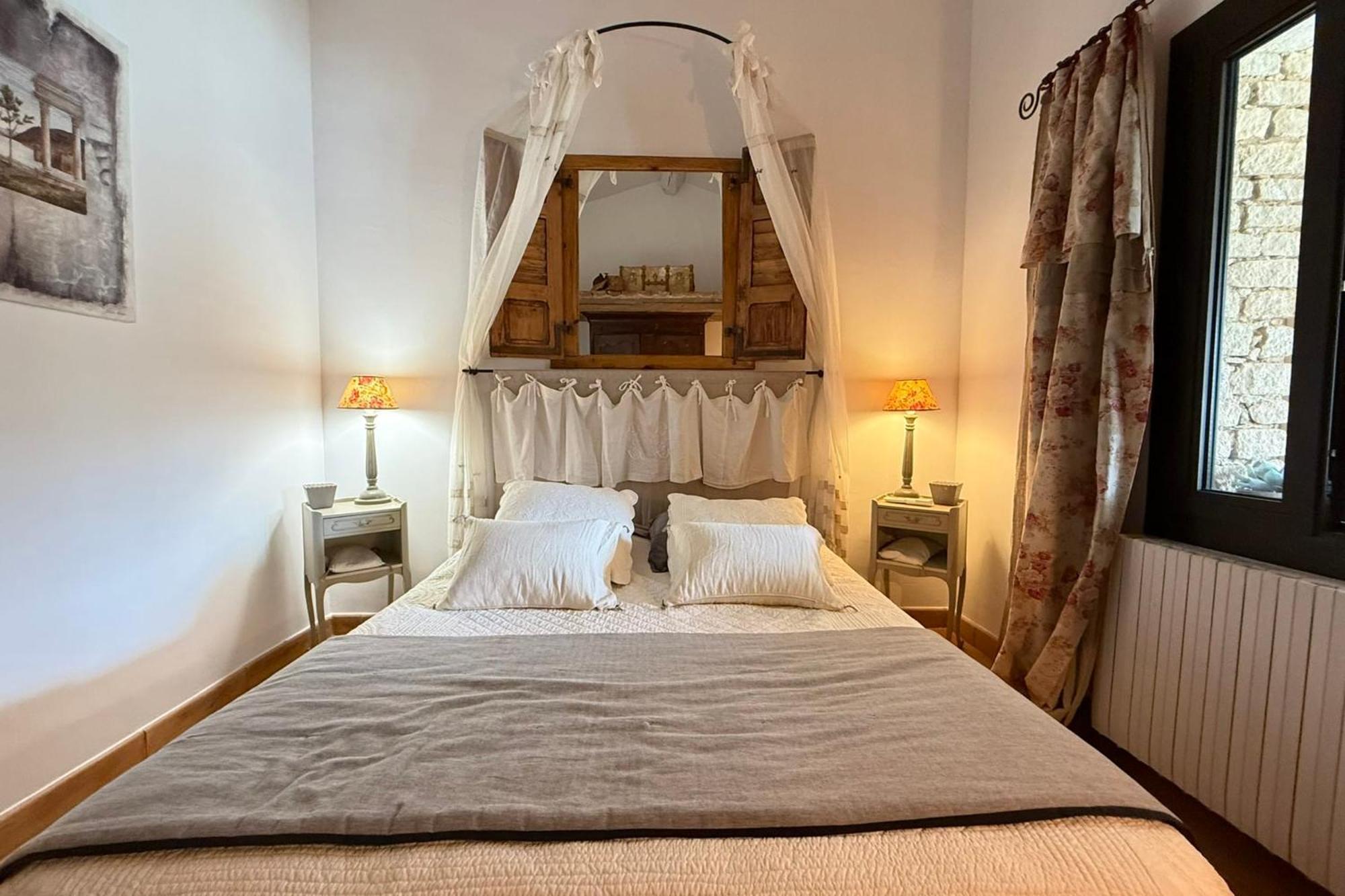 Beautiful Provencal Villa With Pool And Jacuzzi Lacoste  Exterior foto